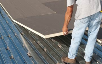 benefits of insulating Tickmorend flat roofing